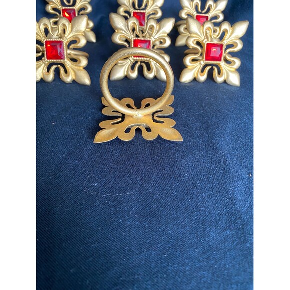 4 Gold Toned Elegant Napkin Rings - Picture 6 of 10
